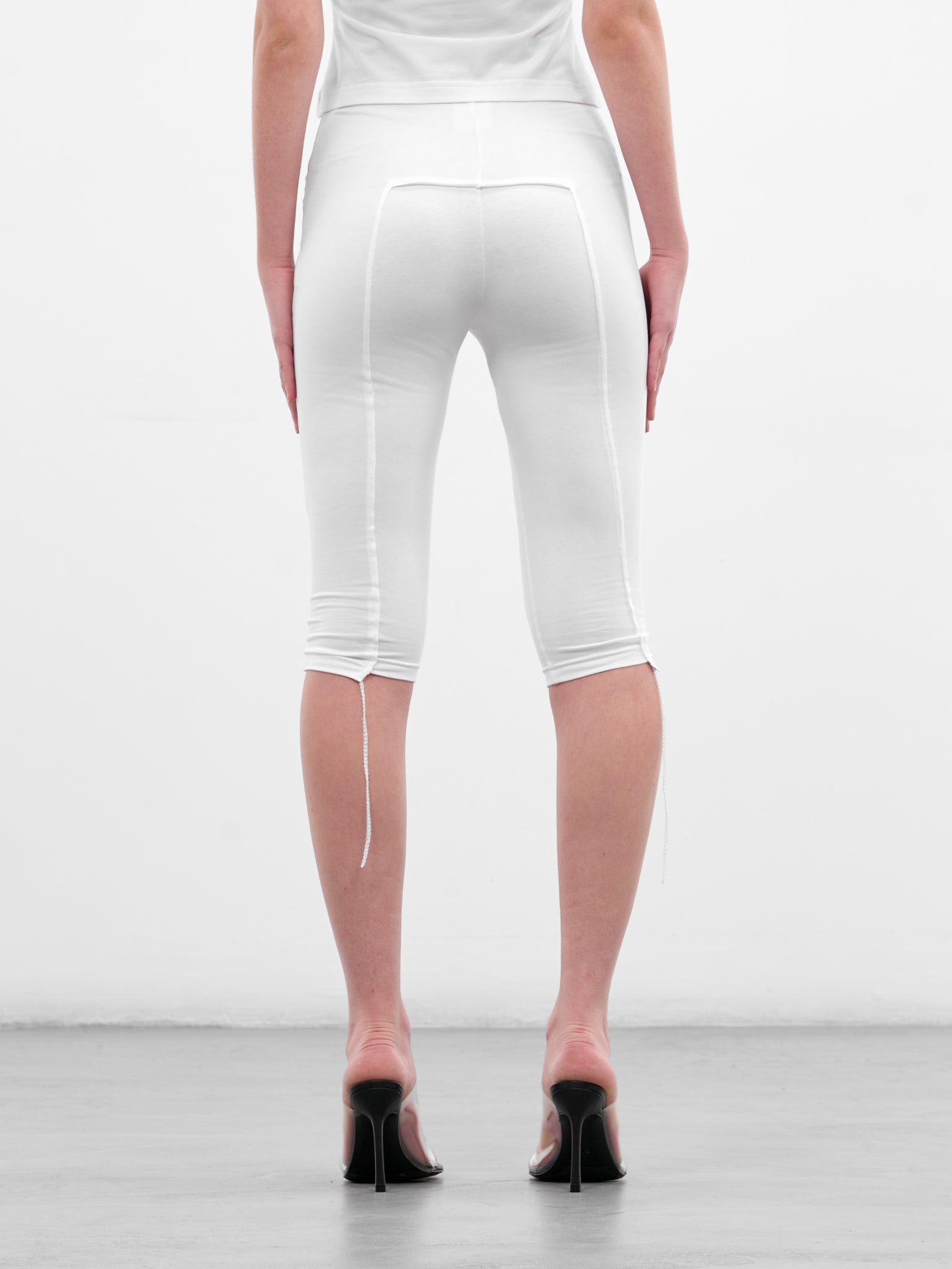 White Cut-Up Cropped Capri Pants (WE76SP515W-WHITE)