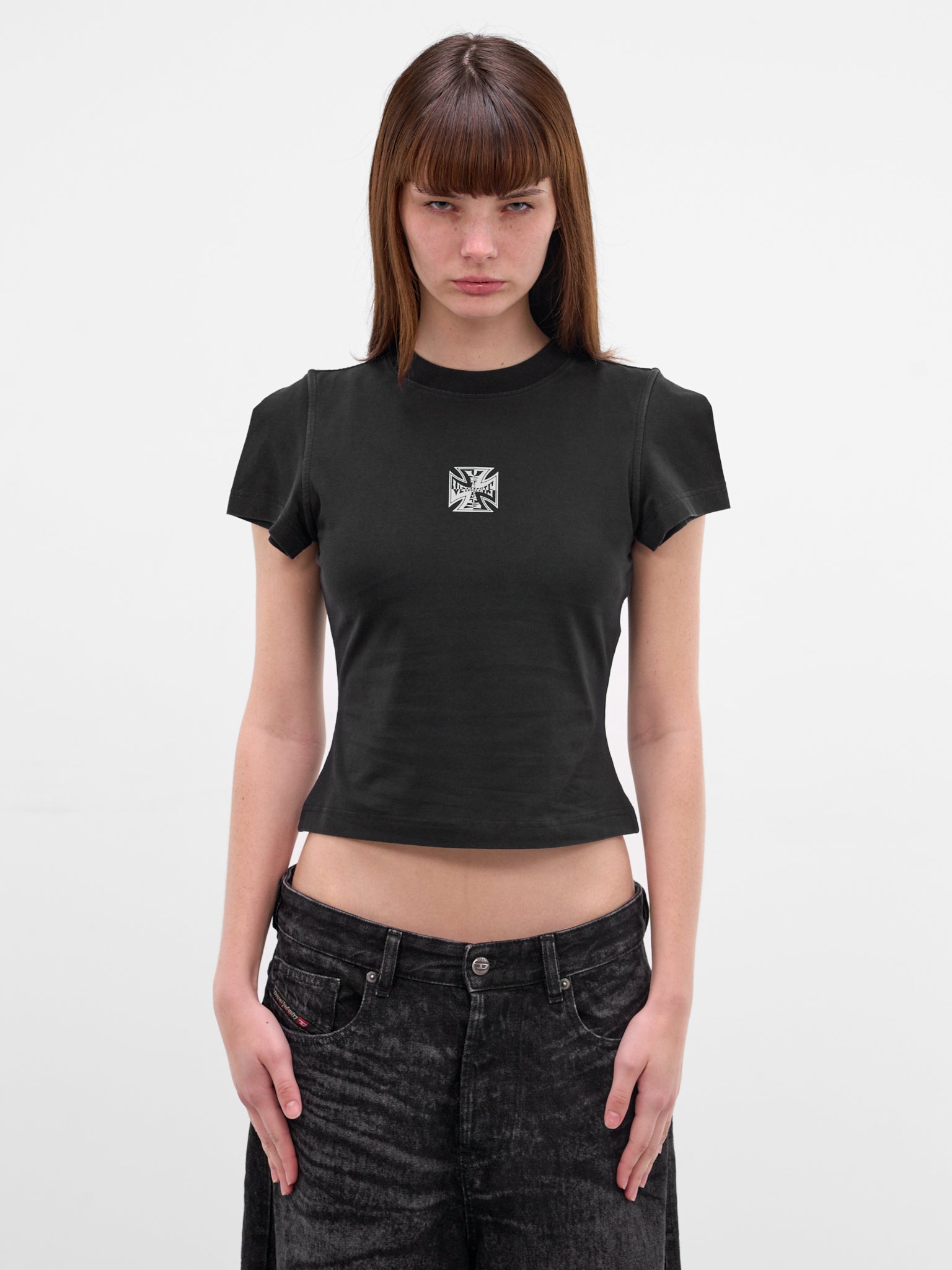 Black Trompe L'oeil Sleeves Tank (WE76TR527B-BLACK)