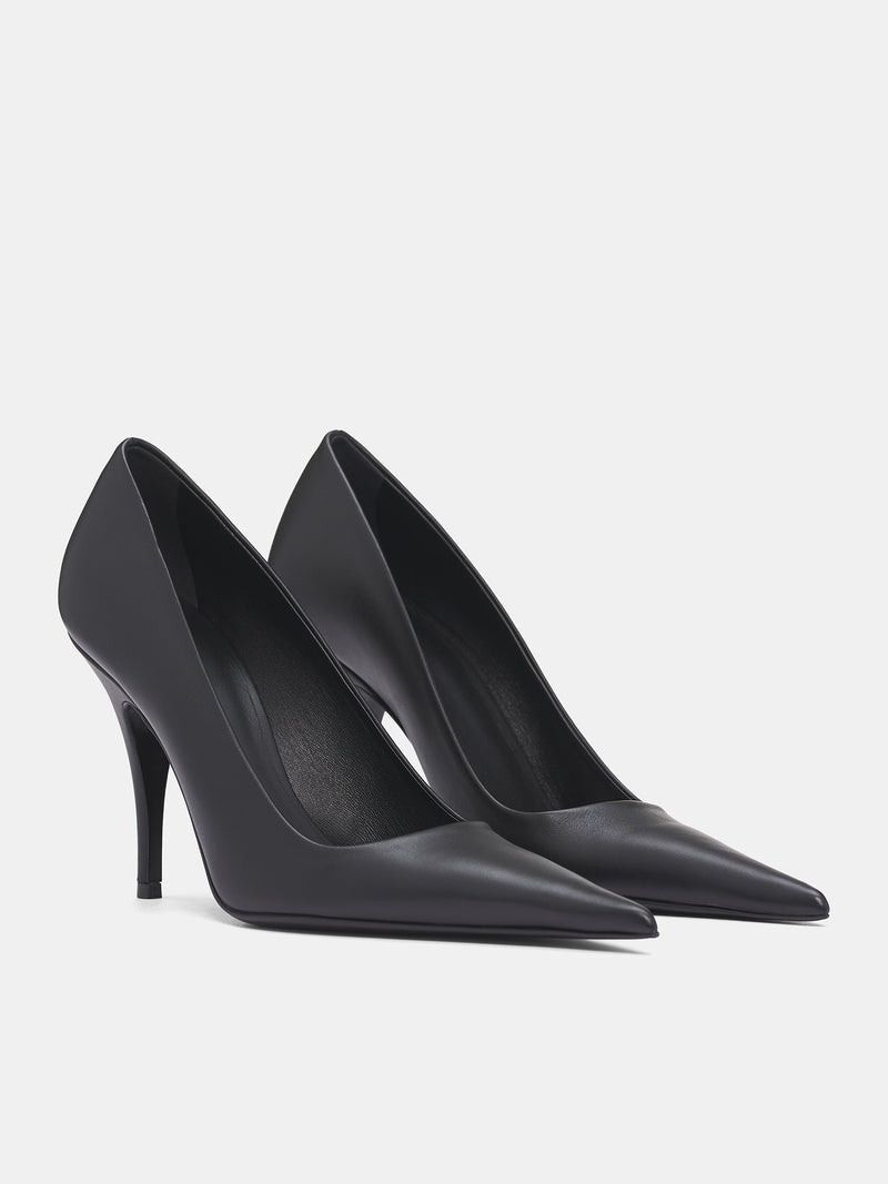 VETEMENTS Black Leather Pumps | H.Lorenzo - front side