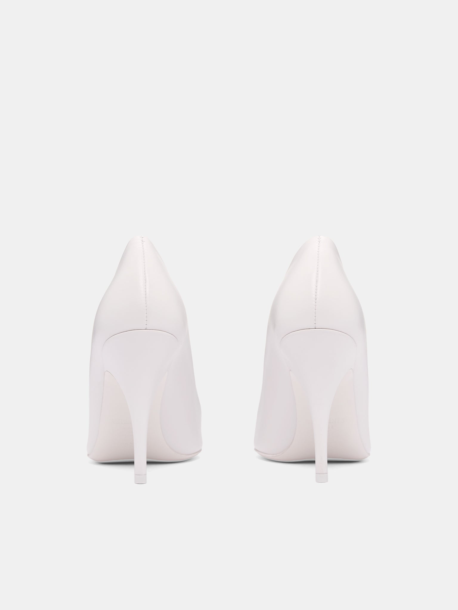 VETEMENTS White Leather Pumps | H.Lorenzo - back
