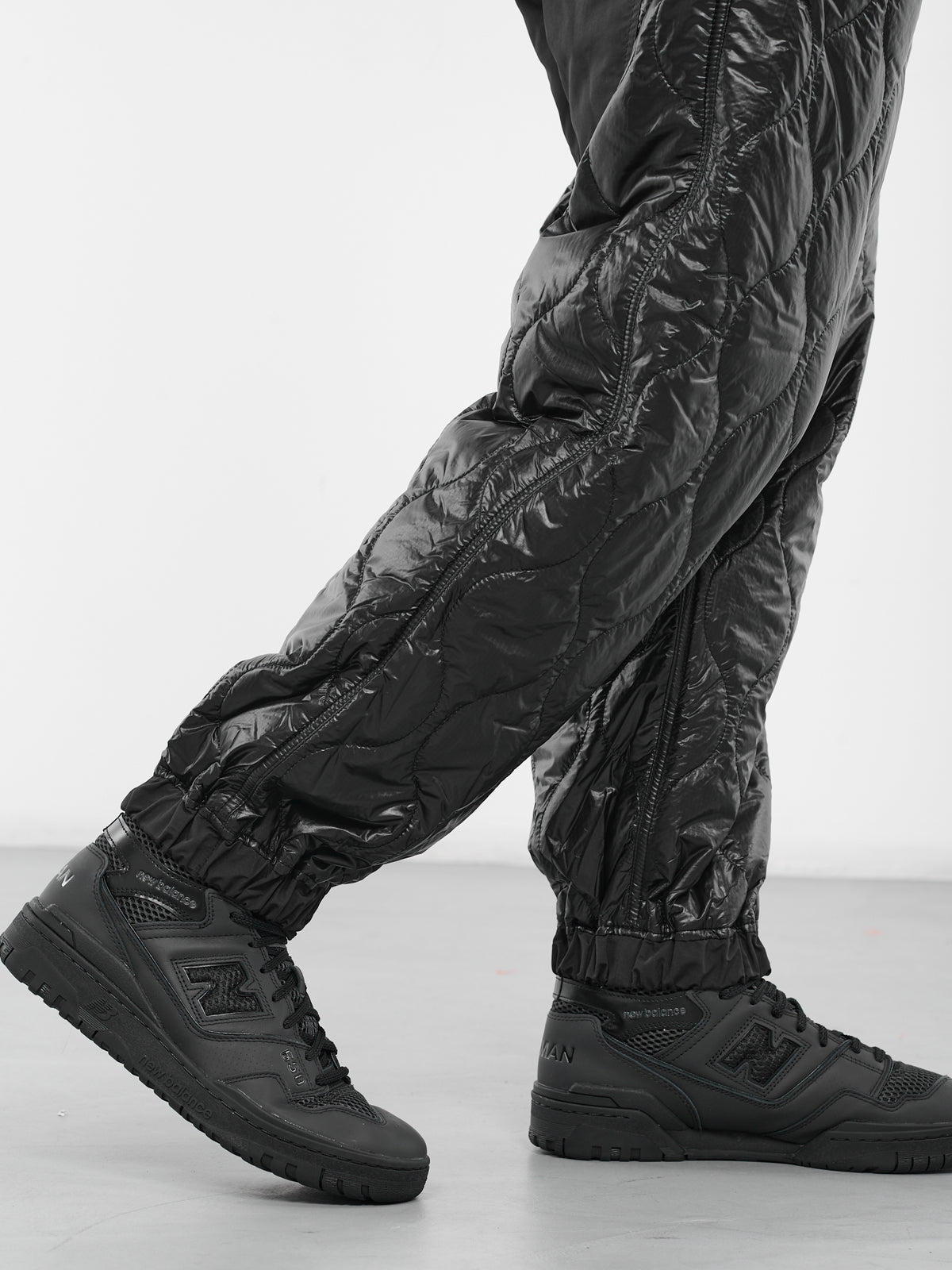 Quilted Pants (WL-P032-051-BLACK)