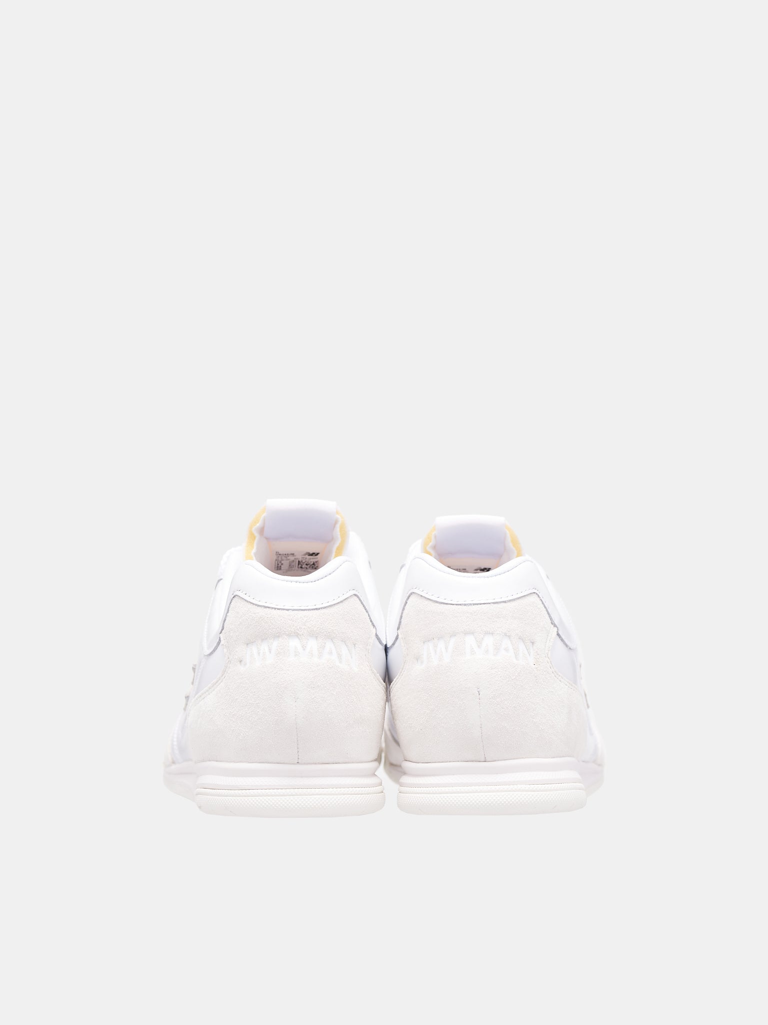 New Balance URC42 (WM-K102-001-WHITE) New Balance URC42 (WM-K102-001-WHITE)