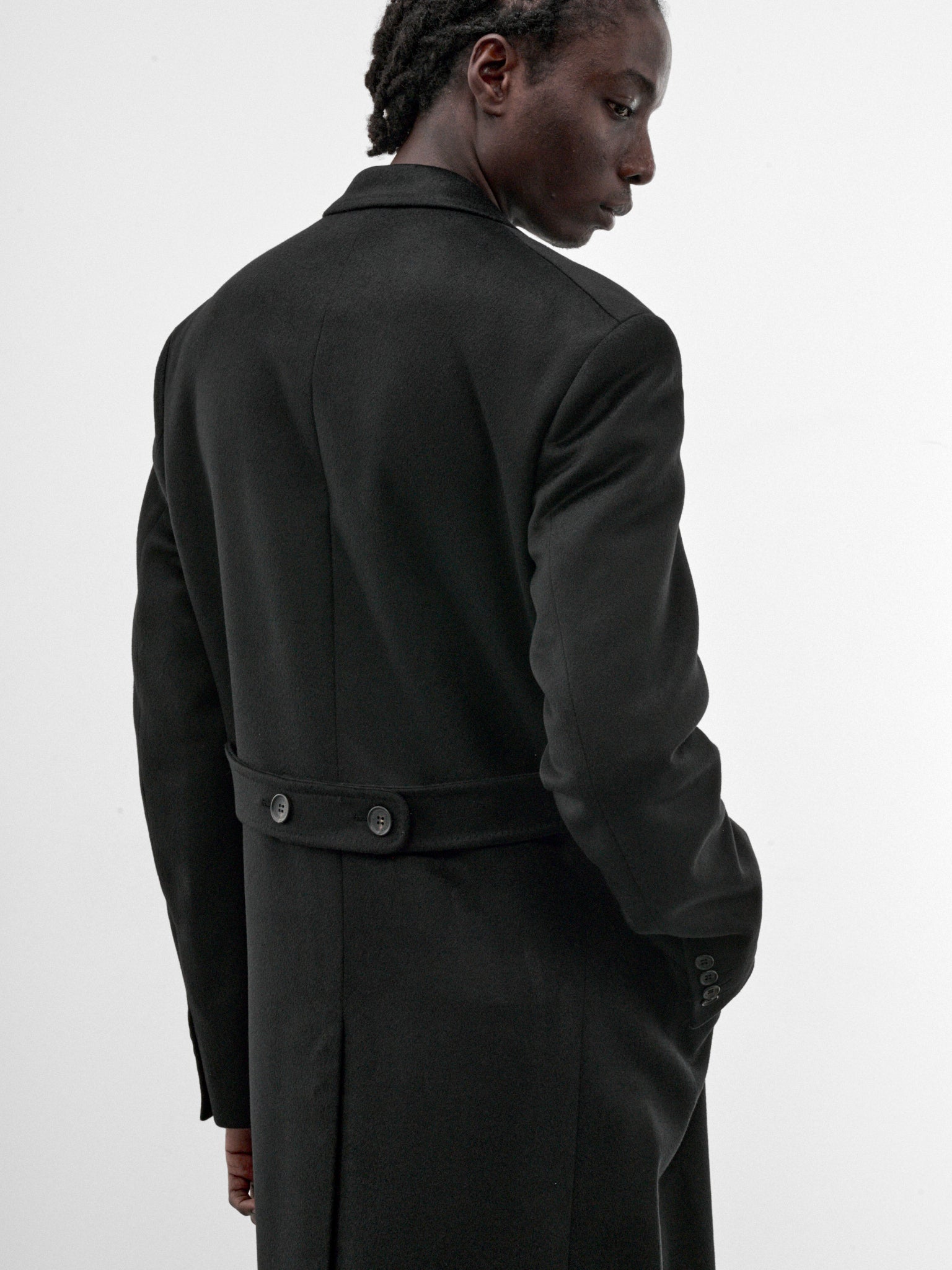 Black Cashmere Double-Breasted Coat (WR-C013-W26-BLACK-BLACK)
