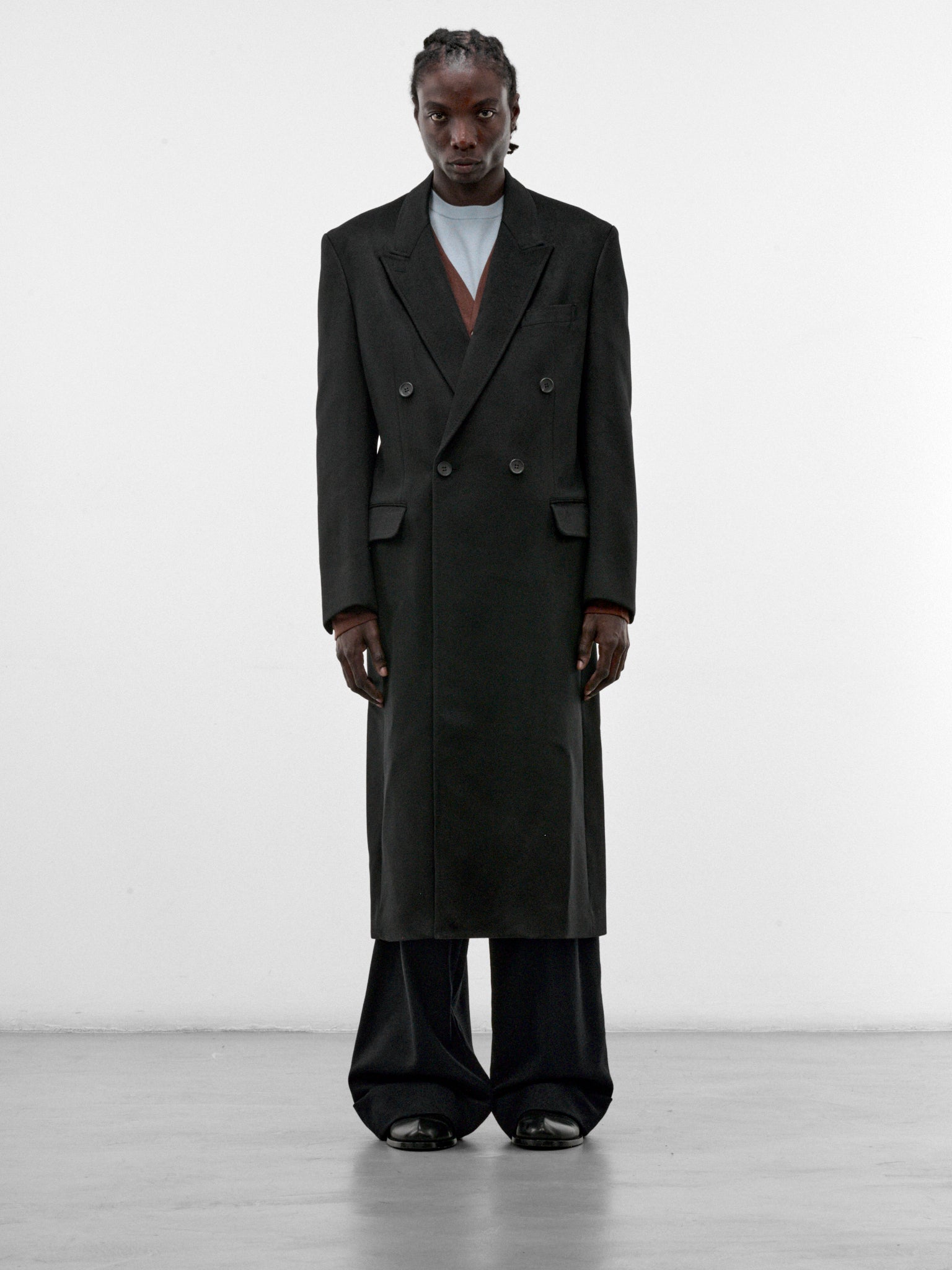 Black Cashmere Double-Breasted Coat (WR-C013-W26-BLACK-BLACK)