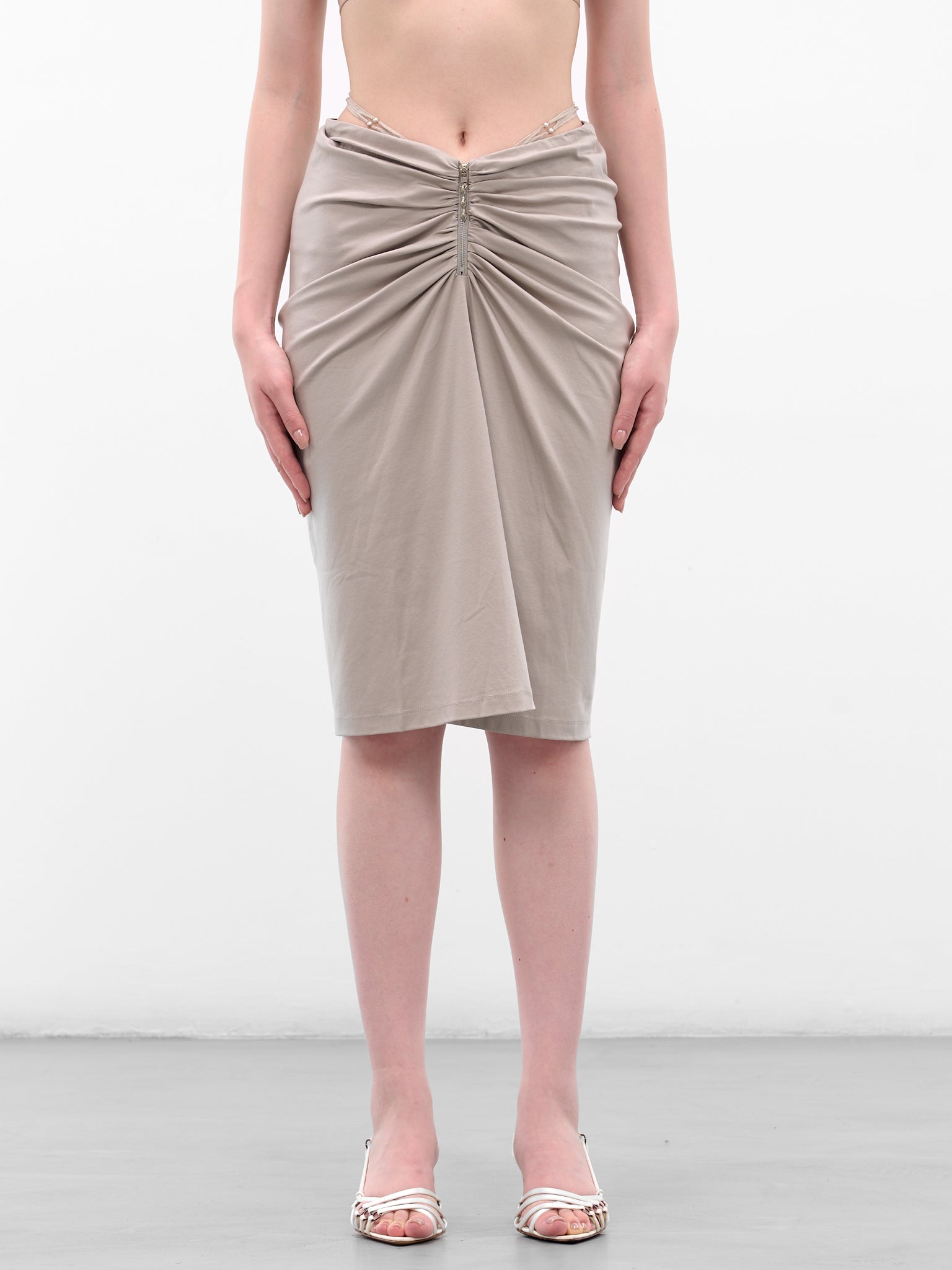 RUI Ruched Skirt | H.Lorenzo - front
