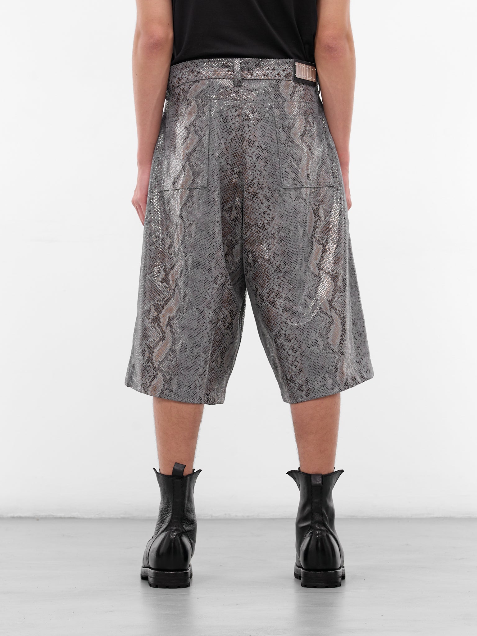 Year Of The Snake Leather Shorts (YEAR-OF-THE-SNAKE-COW-HYDE-WHI)