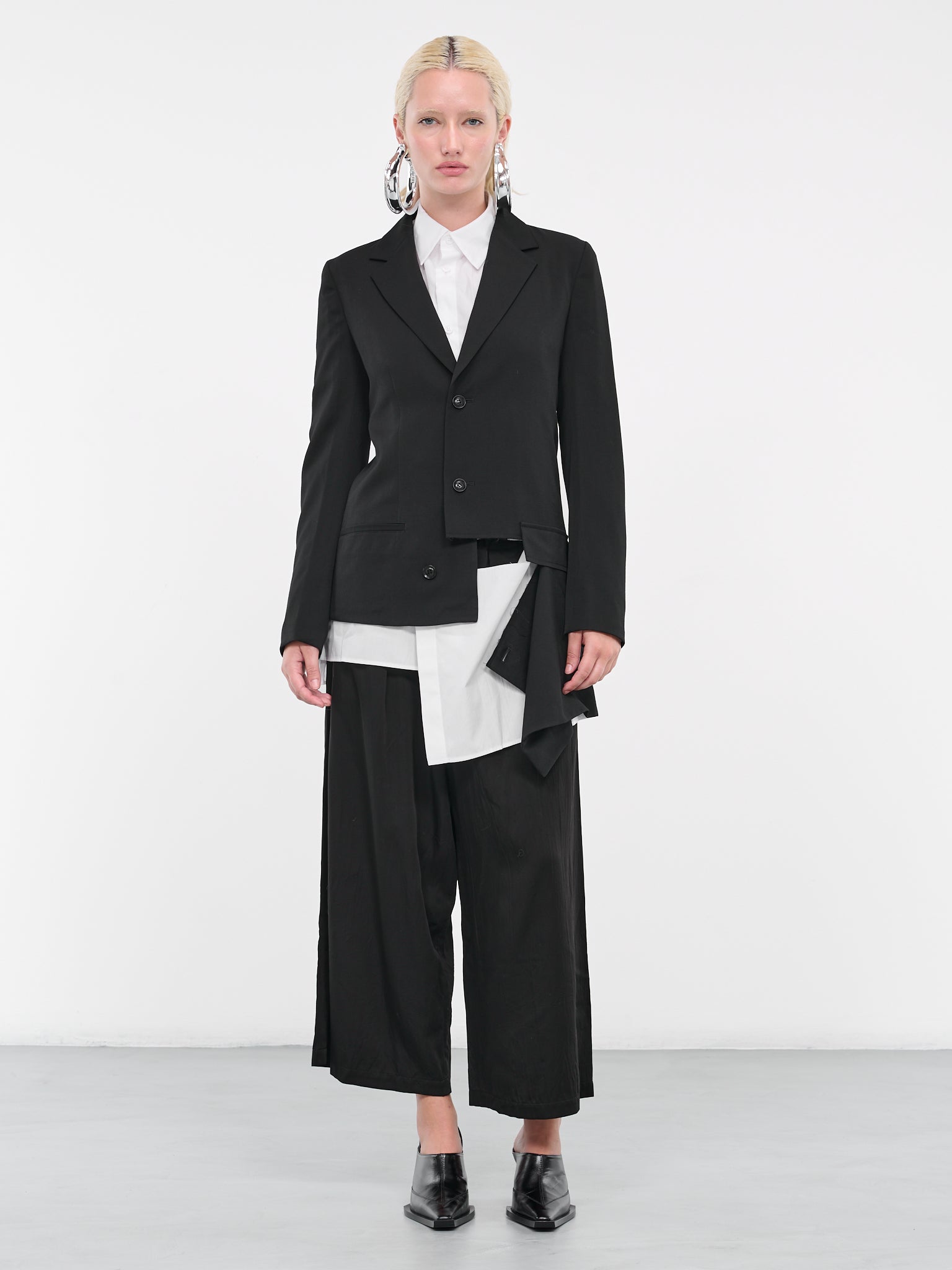 Gabardine Slit Suit Jacket (YJ-J11-100-BLACK)