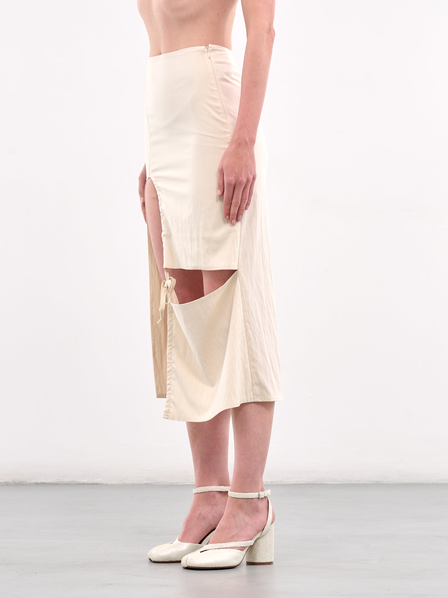 Cut-Out Midi Skirt (YR005SK04-BEIGE)