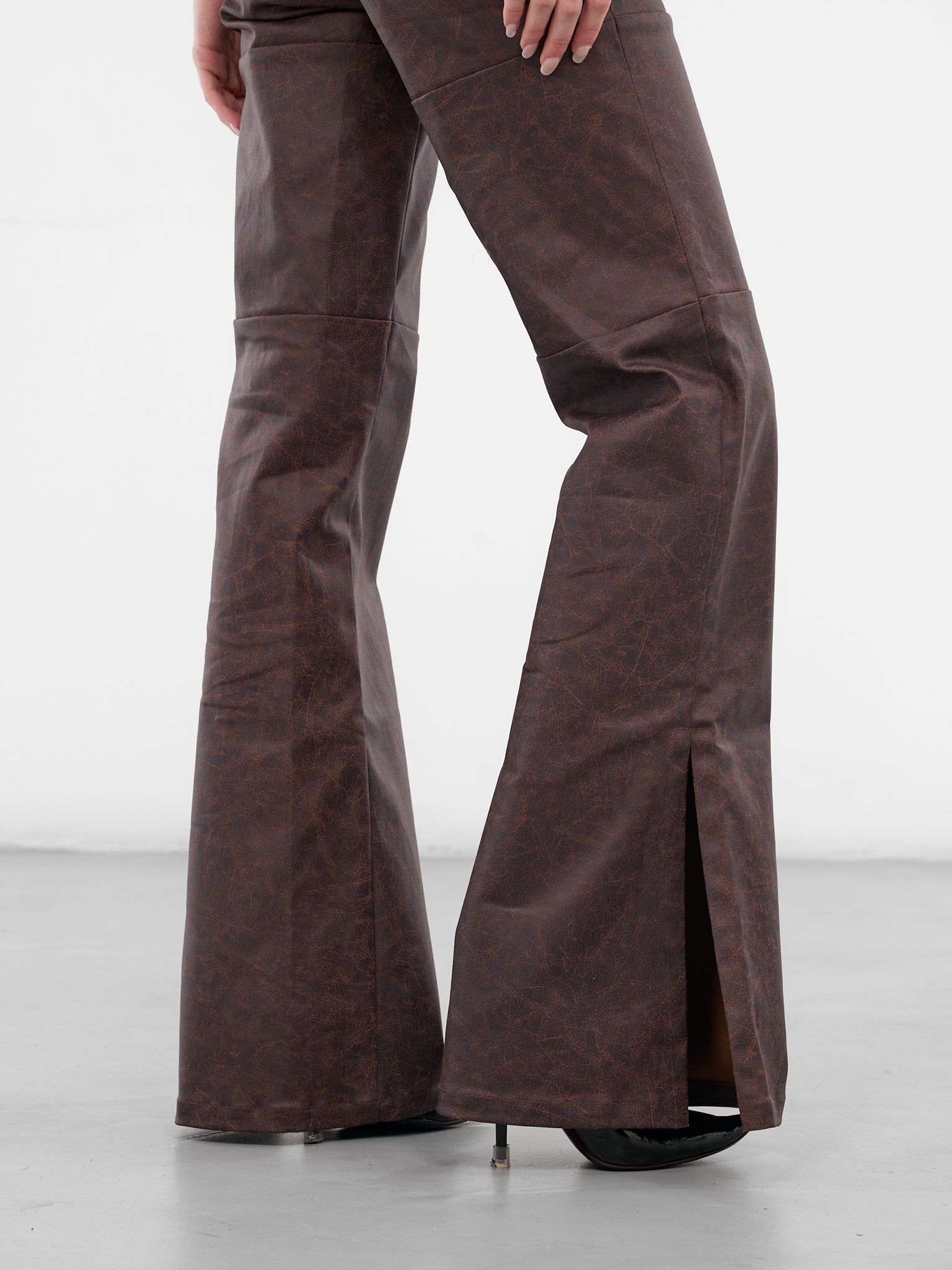 Brown Low-Rise Flared Trousers (YR005TR01-MUD)