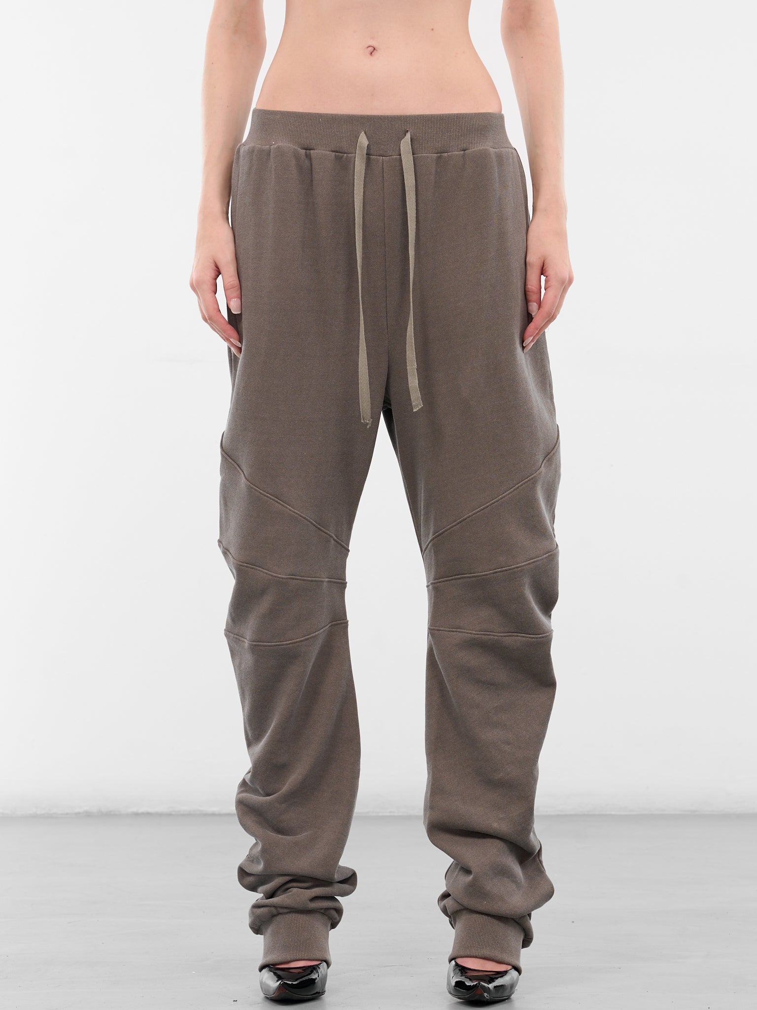 Beige Relaxed Paneled Circular Sweatpants (YR006TR05-MICA)