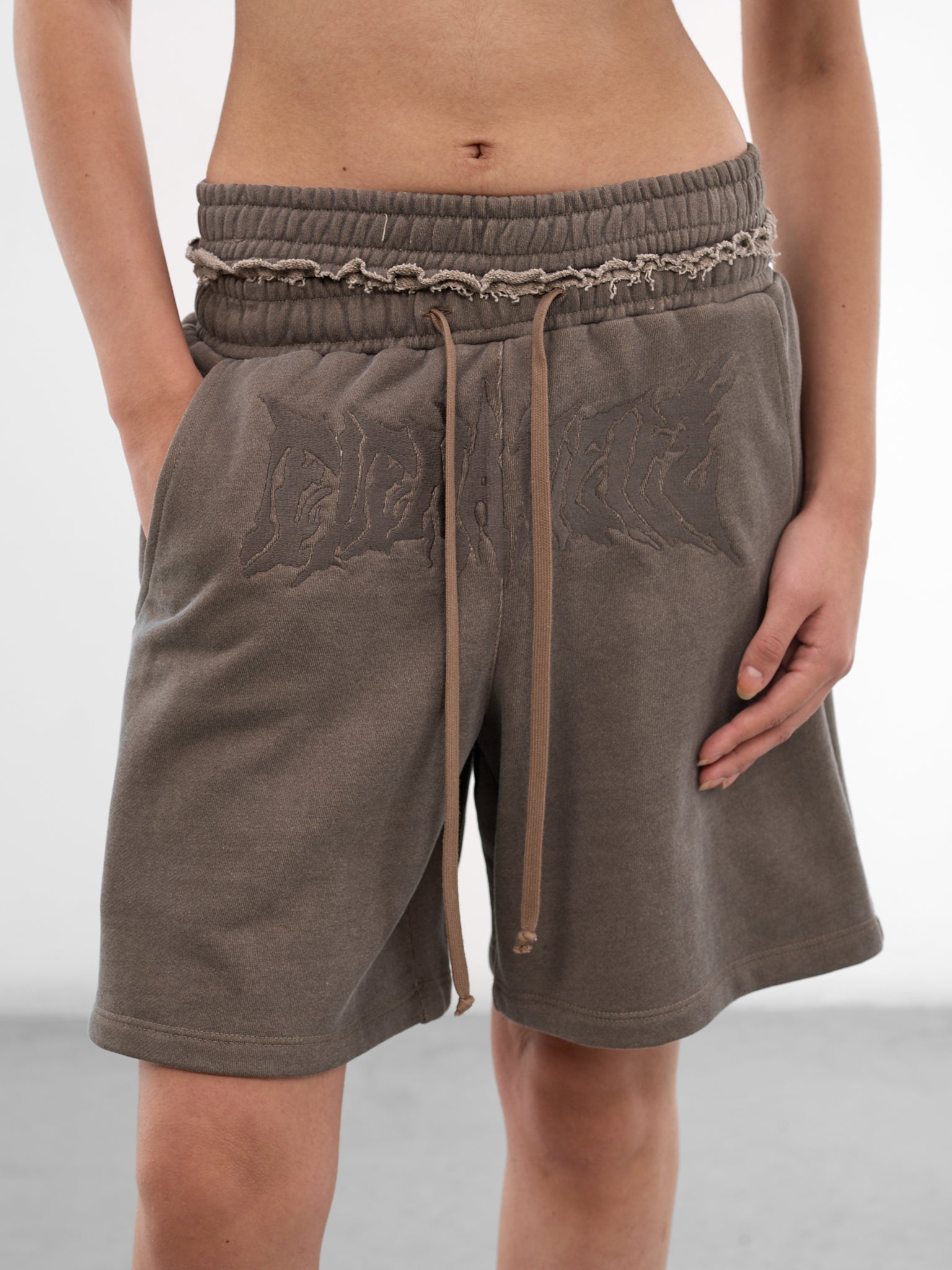 Brown Split Band Logo Sweatshorts (YR007TR06X-BARN-DUST)
