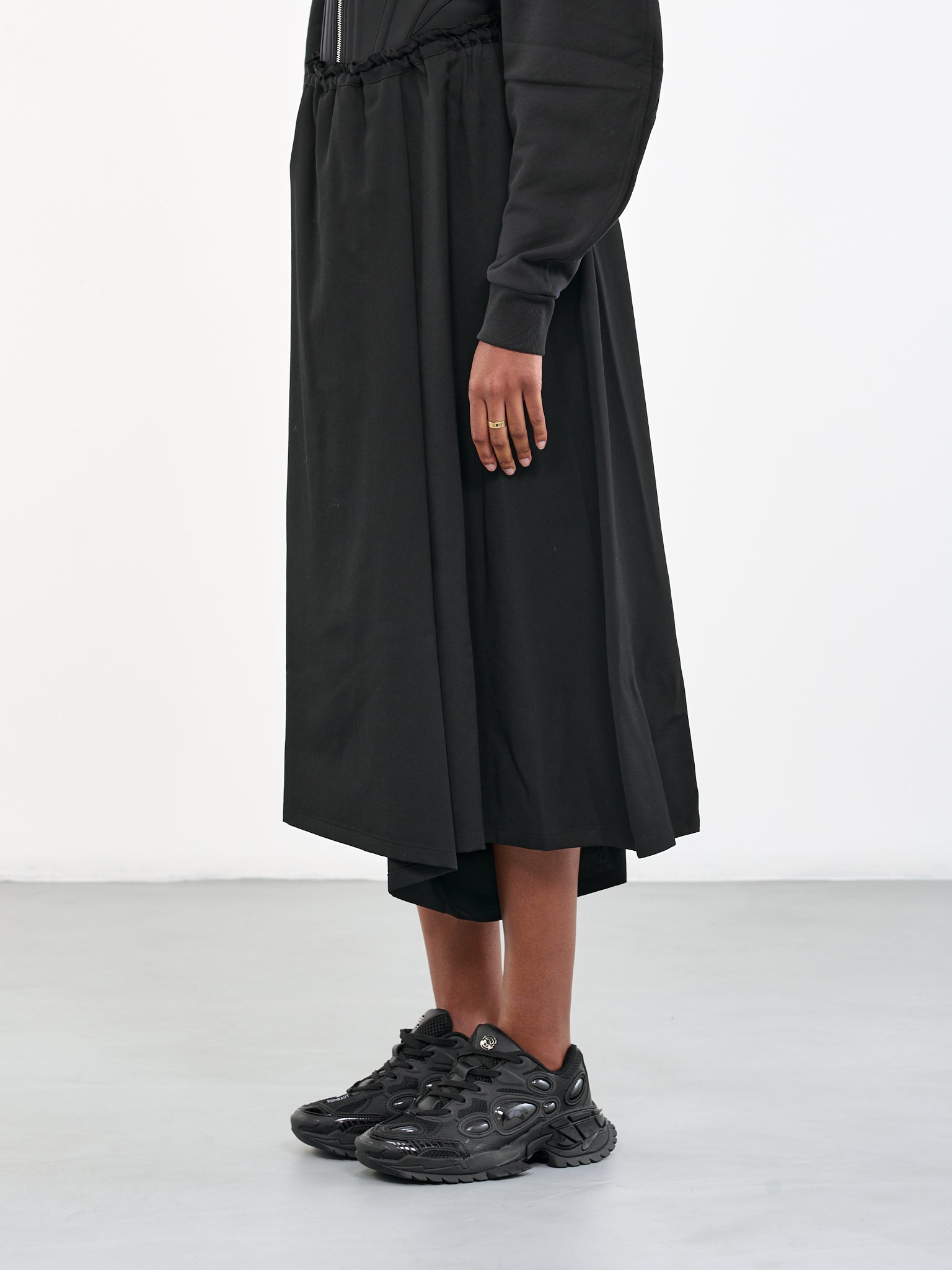 Draped Skirt (YU-P02-100-1-BLACK)