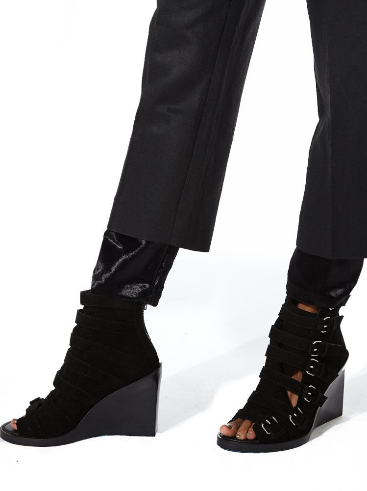 VALERY KOVALSKA - H. Lorenzo