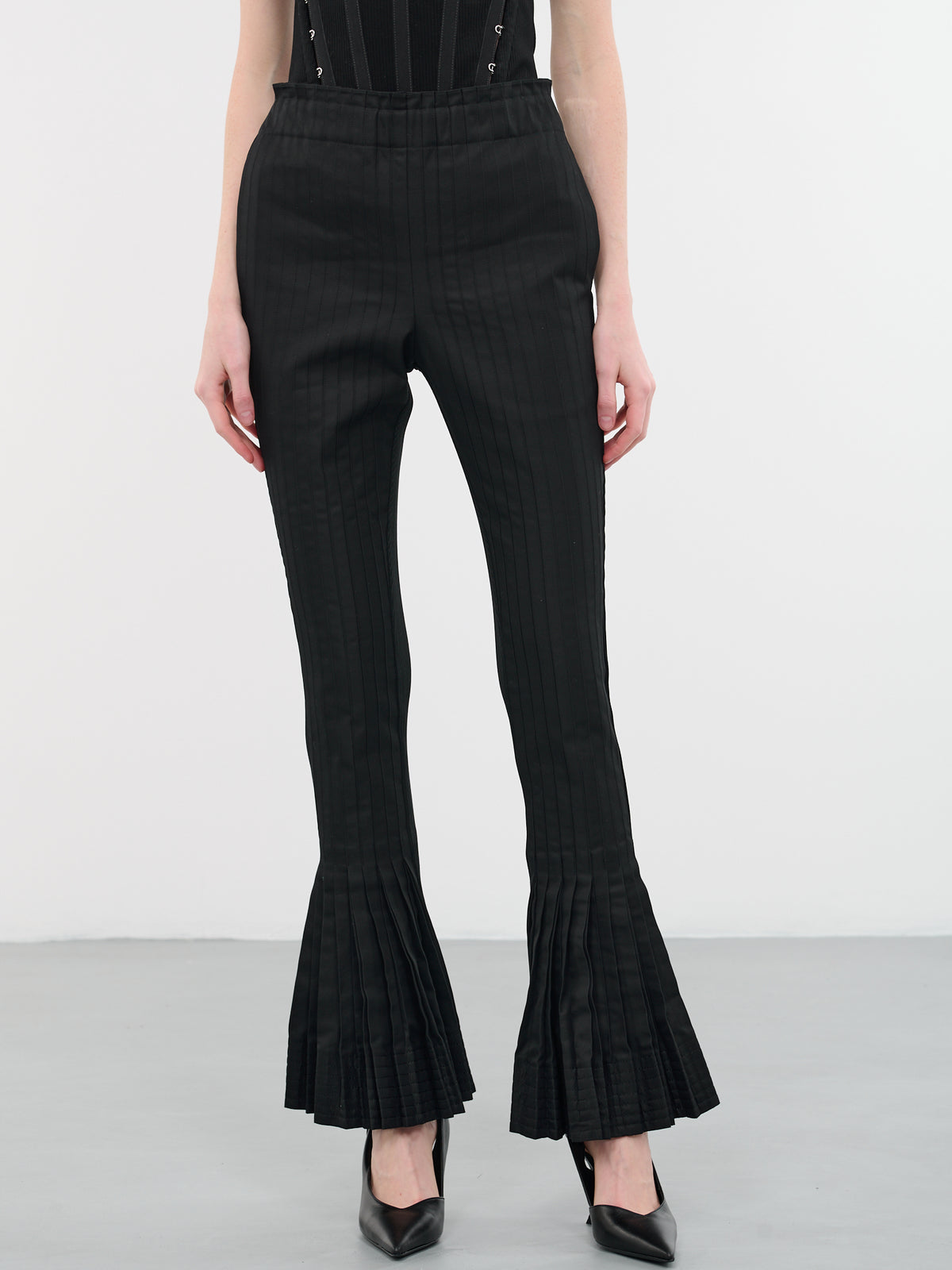 Flared Pleated Trousers (23-06603-001-BLACK)