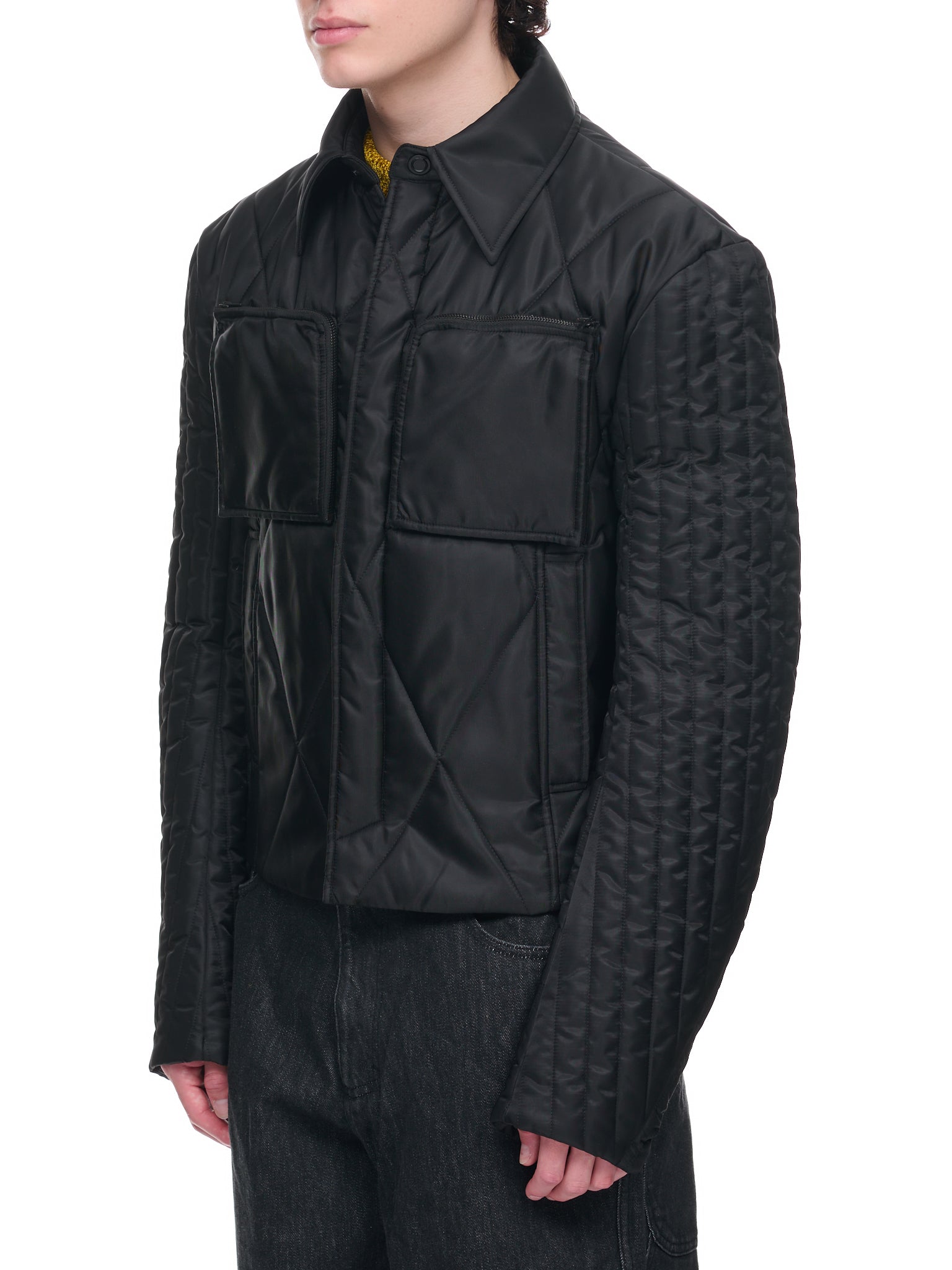 Quilted Jacket (52S00813-1T006172-BLACK)