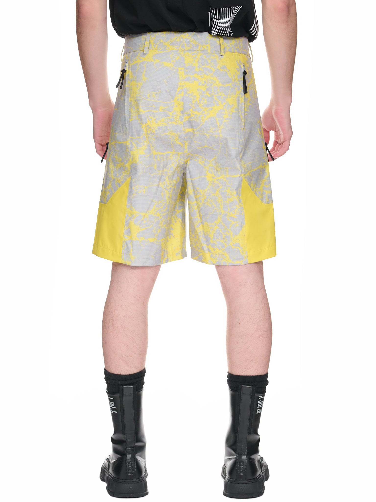 Grisdale Storm Shorts (ACWMB178-TUSCAN-YELLOW)