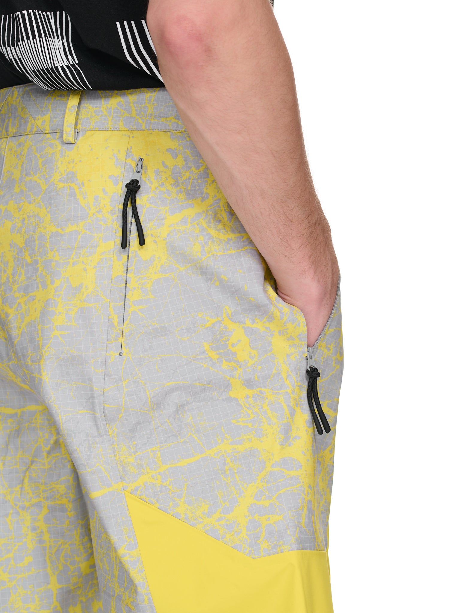 Grisdale Storm Shorts (ACWMB178-TUSCAN-YELLOW)
