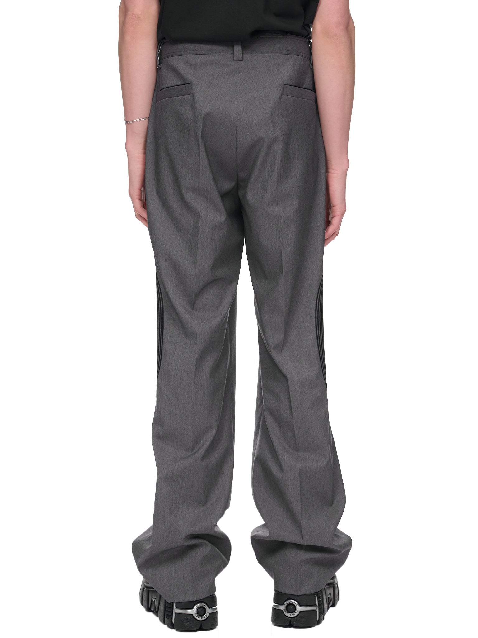 D15C 5U17 P4N75 (GR4Y-D15C-5U17-GRAY)