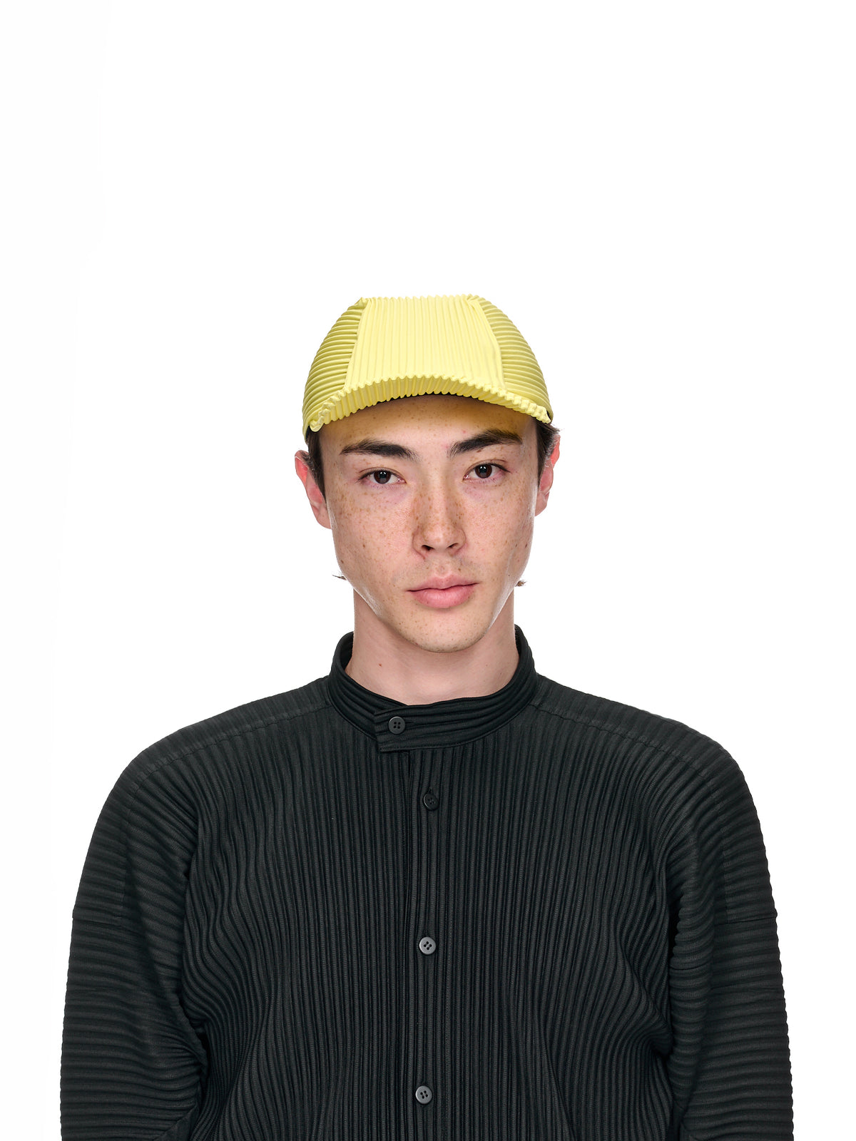 HOMME PLISSÉ ISSEY MIYAKE Pleats Cap | H. Lorenzo - front
