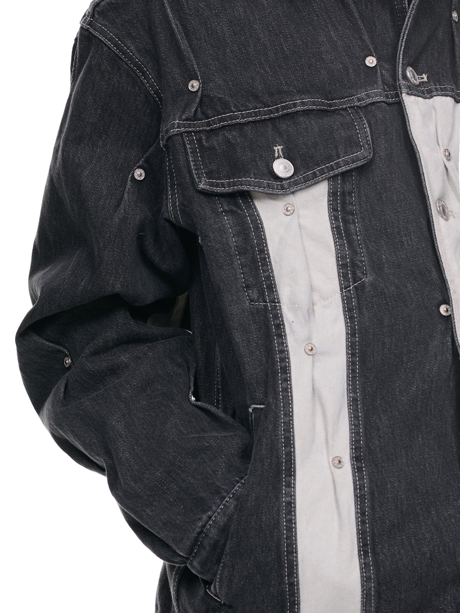 Multi-Rivet Denim Jacket (KUF2MJ08BP-T1183-BLACK-MULTI)