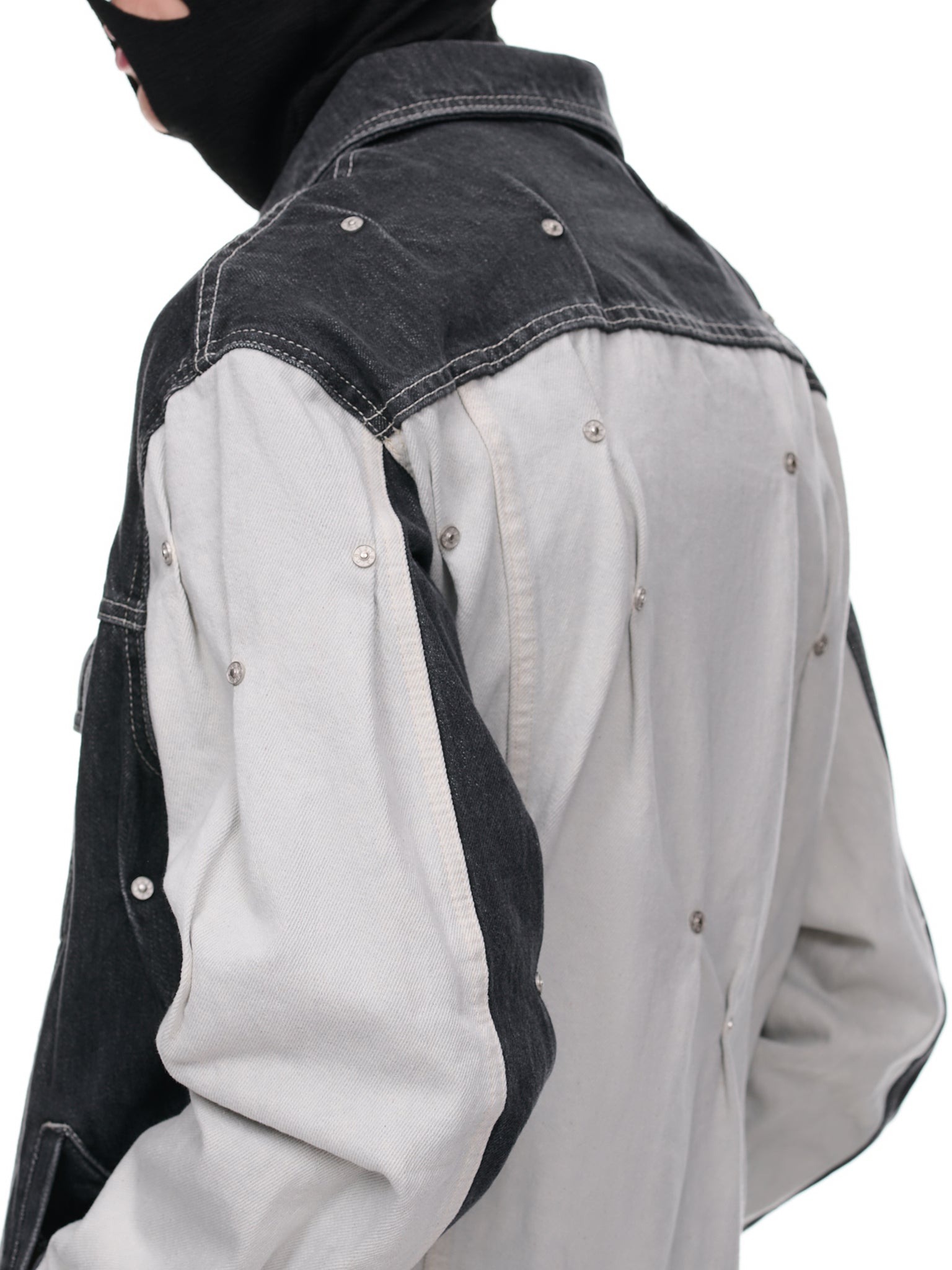 Multi-Rivet Denim Jacket (KUF2MJ08BP-T1183-BLACK-MULTI)
