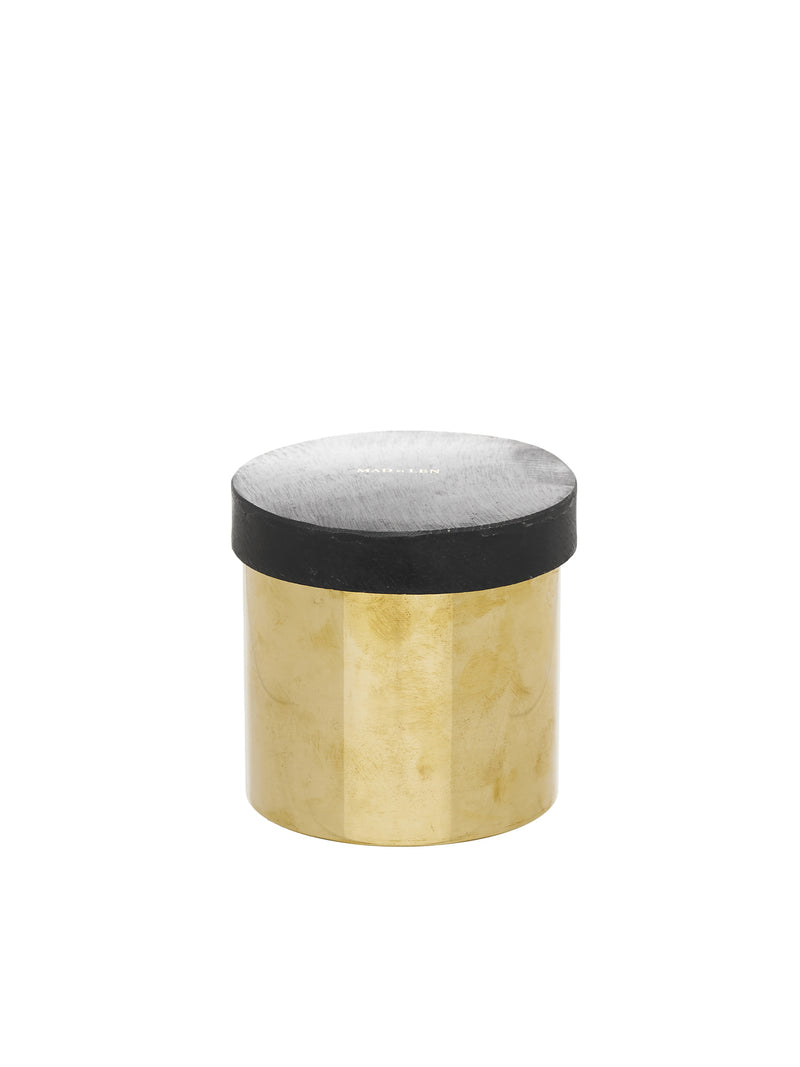 Black Uddù Candle (MAD-FUM-BU-BW-BLACK-UDDU)