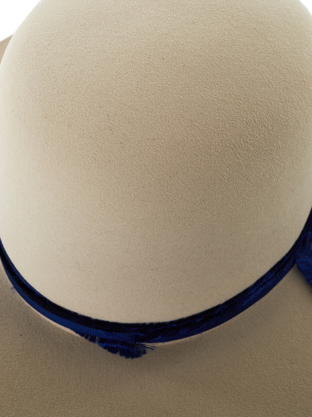‘Tondo’ Round Crown Hat (TONDO-LAPIN-FUR-FELT-SILVERBEL)