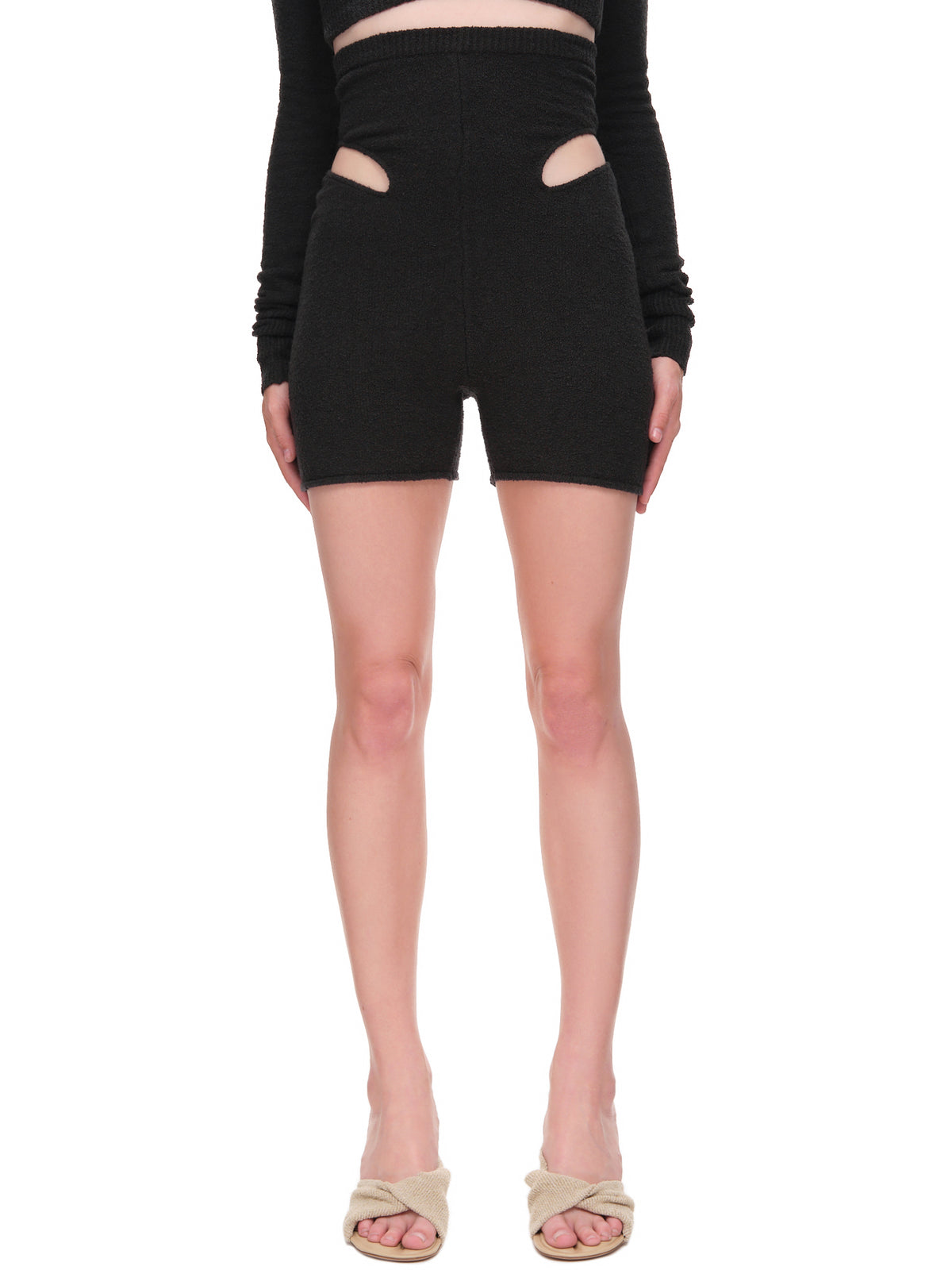 Cutout Shorts (TR12-KN-F-BLACK)