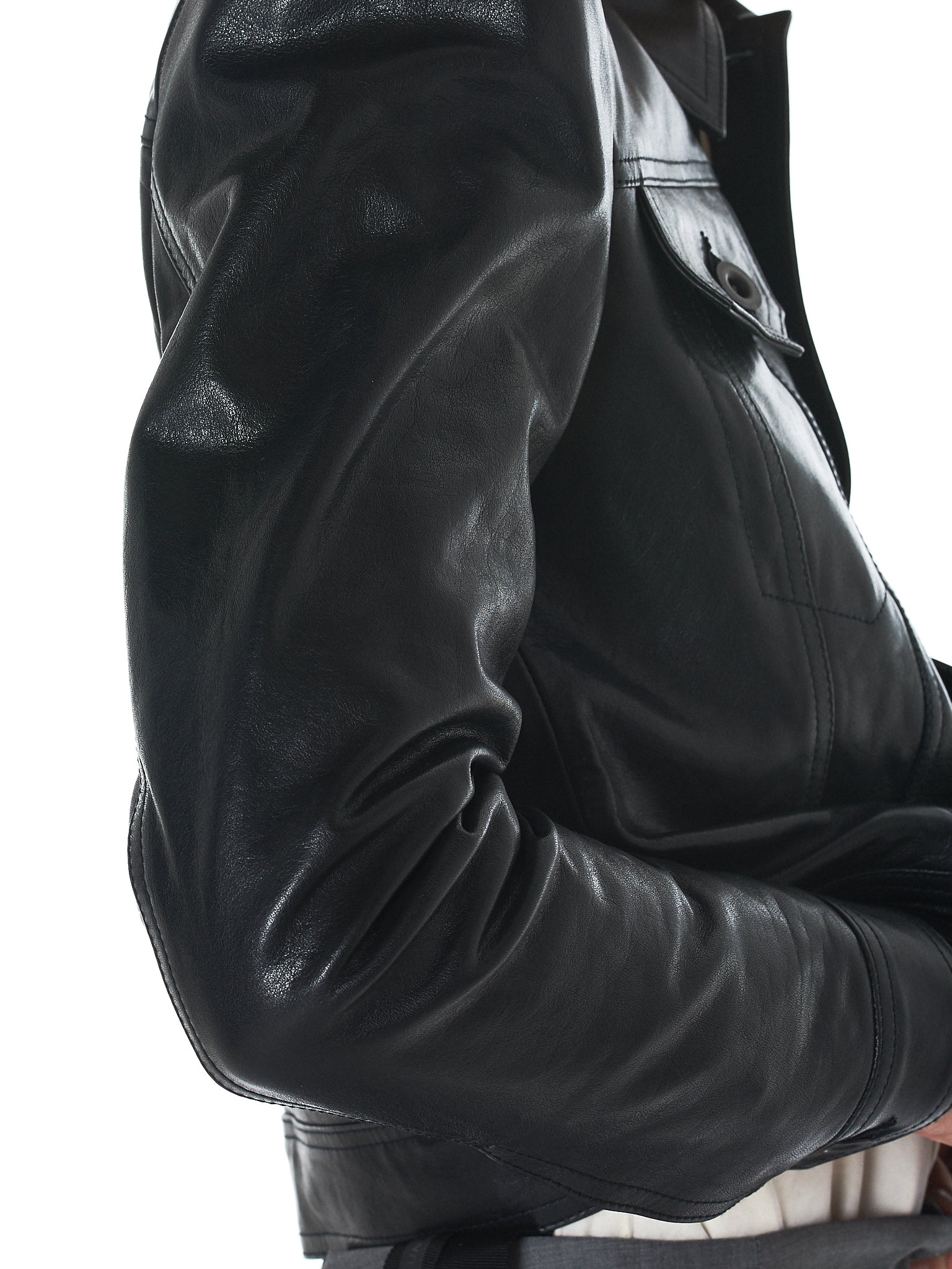 Unravel - Hlorenzo Detail 1