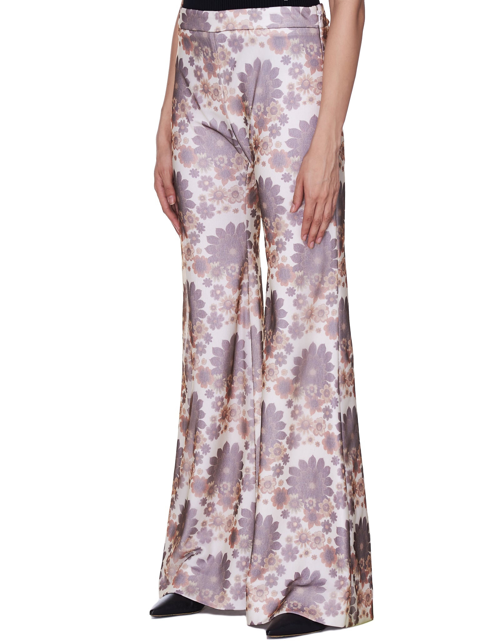 Kwaidan Editions Floral Print Flared Trousers | H. Lorenzo - side 